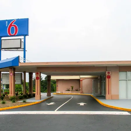 Motel 6-Greensboro, Nc